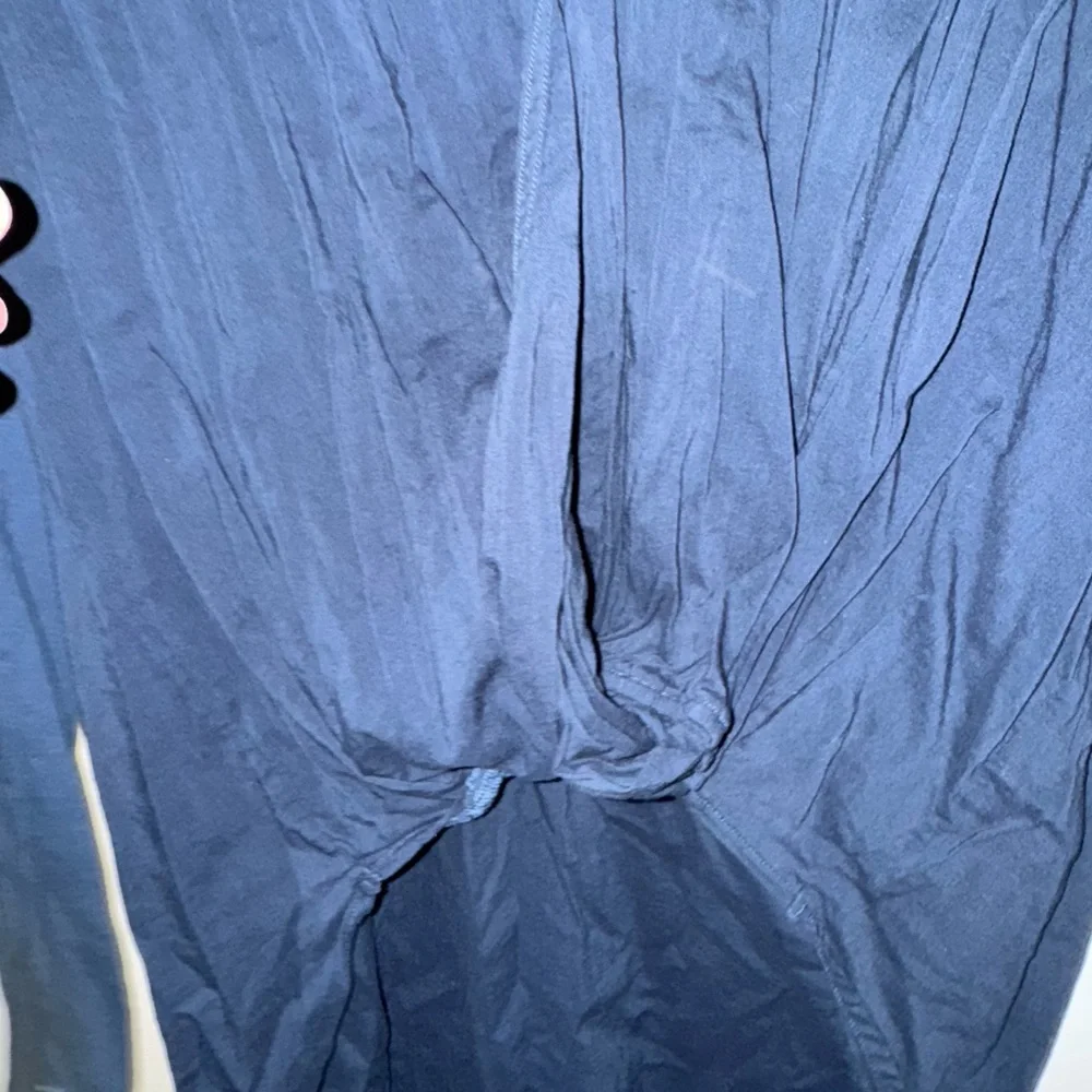Splendid Deep Blue Twist Front Blouse - Picture 4 of 5